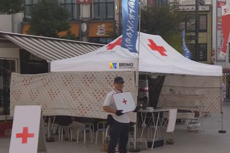 Zložljiv medicinski šotor